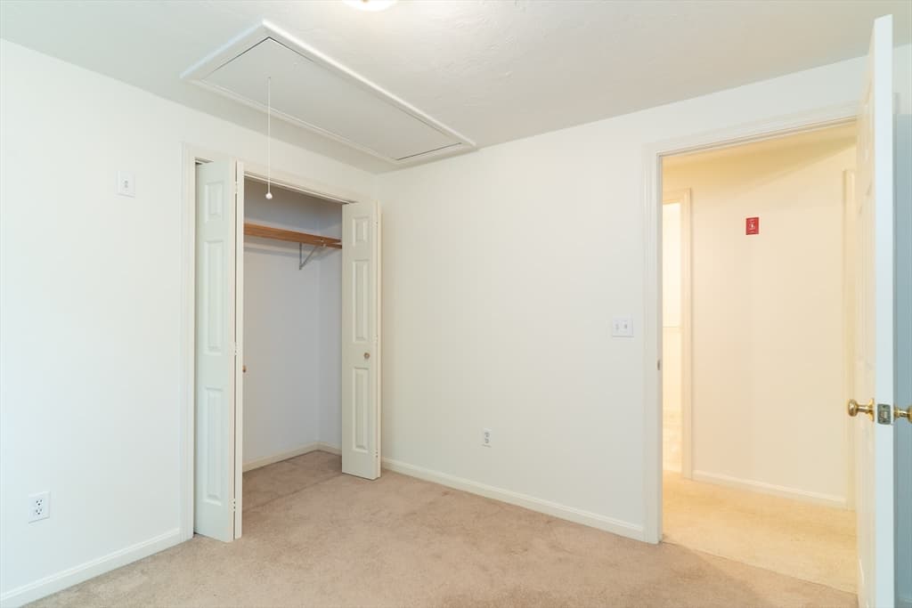 611 Henshaw St, Leicester MA 01542 photo 17