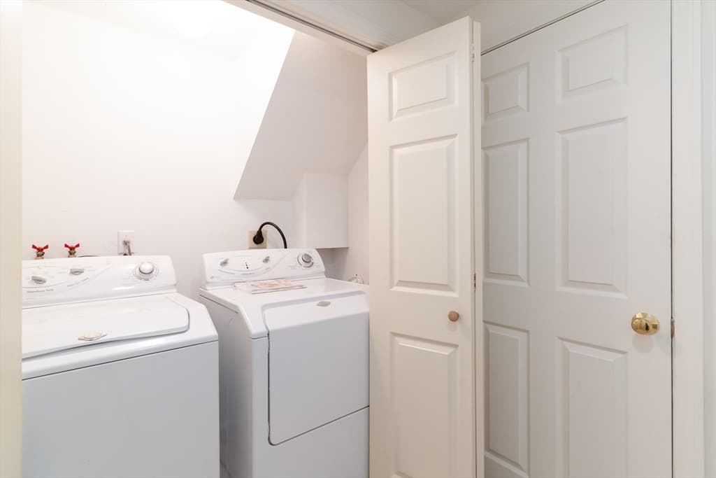 611 Henshaw St, Leicester MA 01542 photo 32