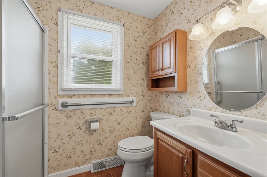 1966 Highland Ave, Fall River MA 02720 photo 12