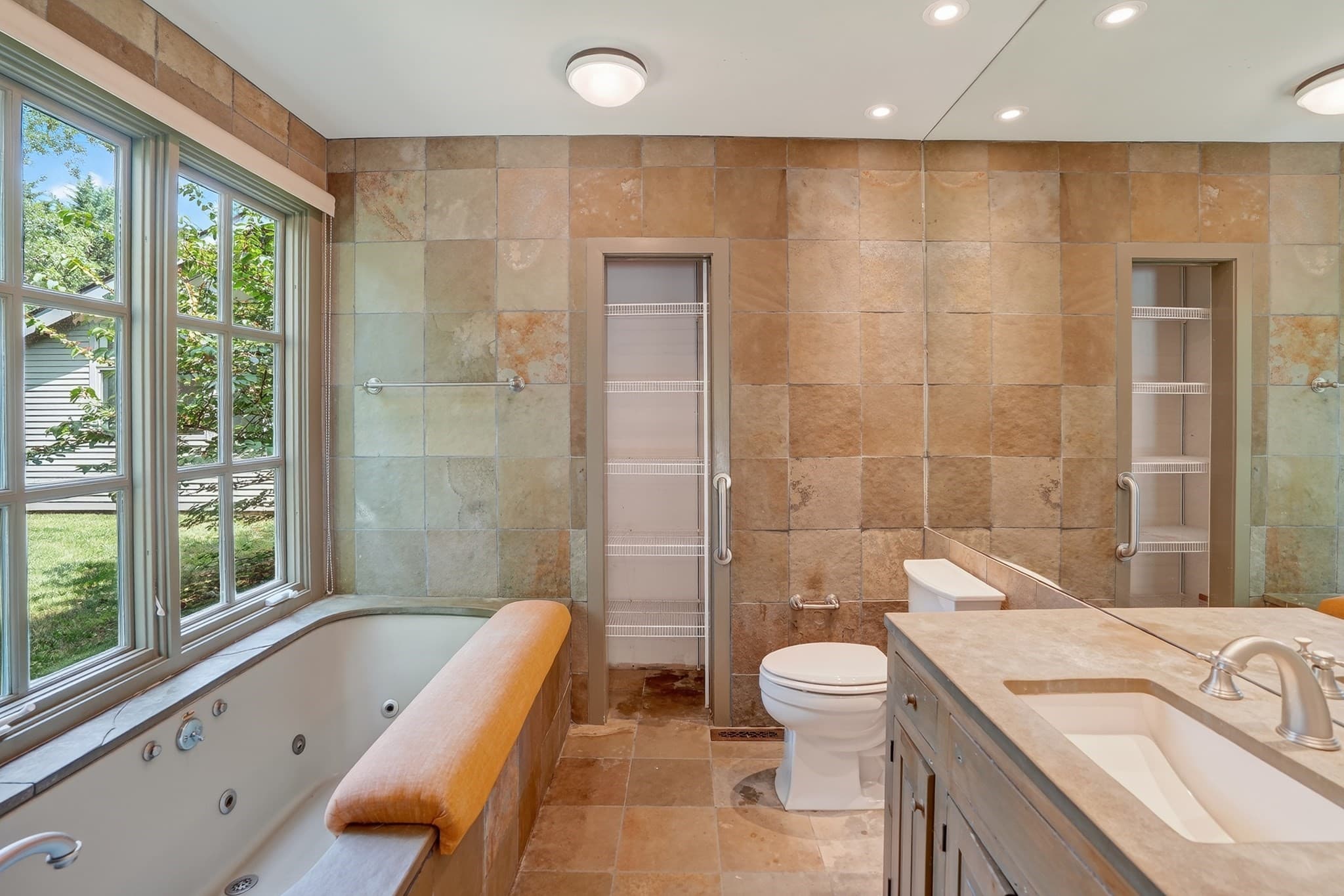Single Family Residence at 99 Oak Lane, West Tisbury MA 02575, photo 11 of 31