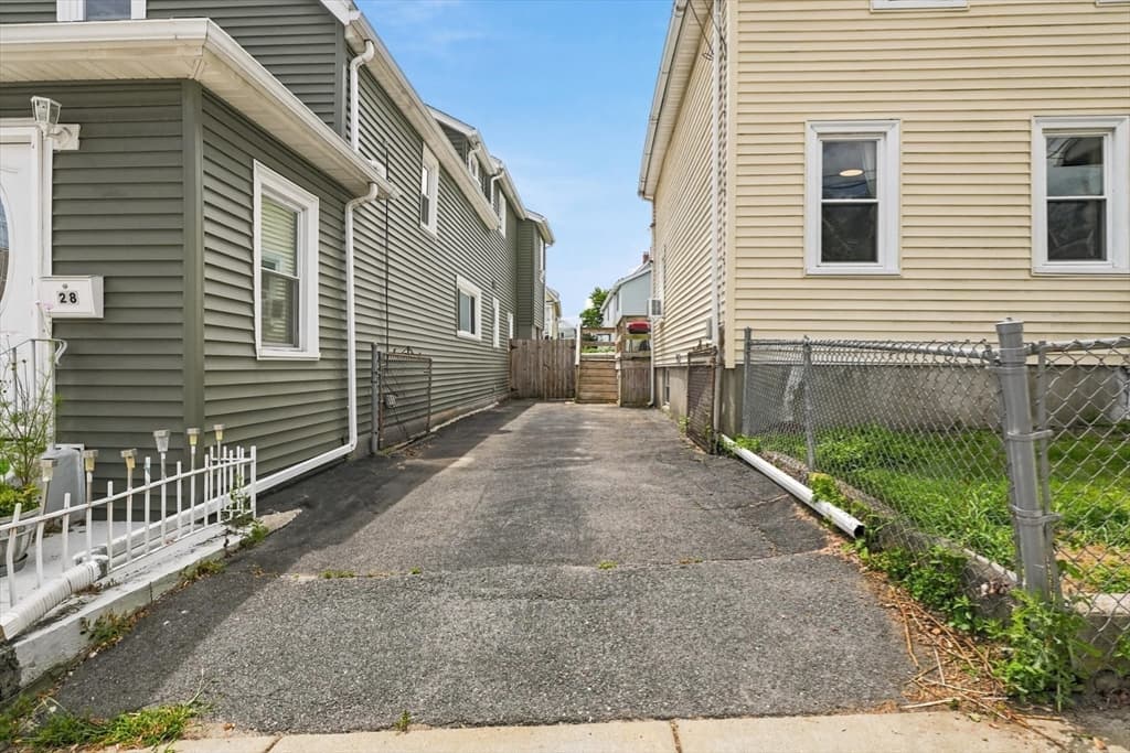 32 Villa Ave, Everett MA 02149 photo 37
