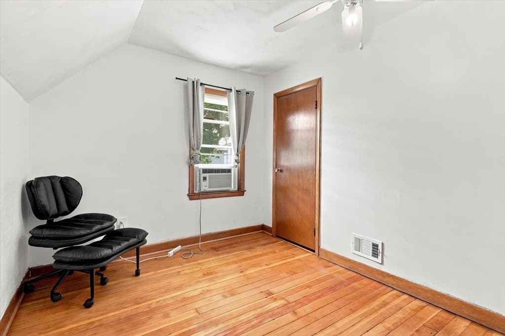 32 Villa Ave, Everett MA 02149 photo 29