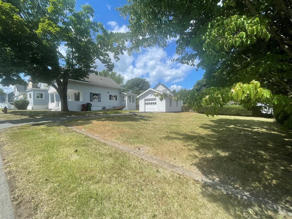 35 Sparks Street, Lowell MA 01854 photo 2
