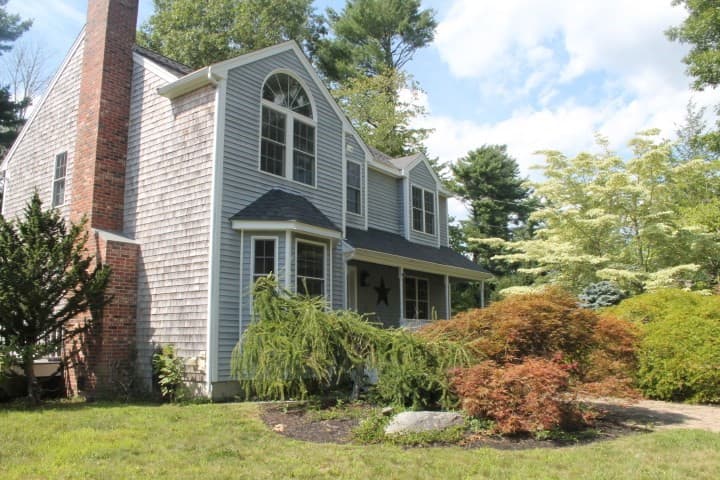12 Sheffield Park, Plympton MA 02367
