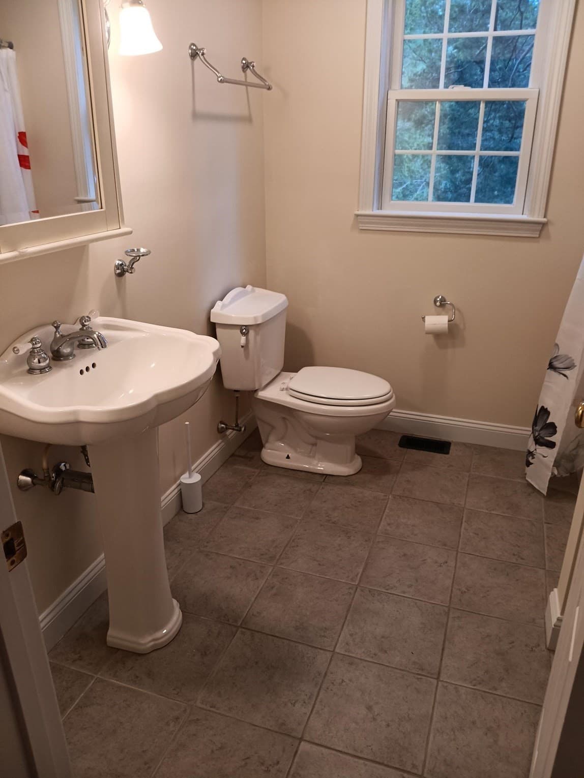 Single Family Residence at 12 Sheffield Park, Plympton MA 02367, Plympton, photo 9 of 28