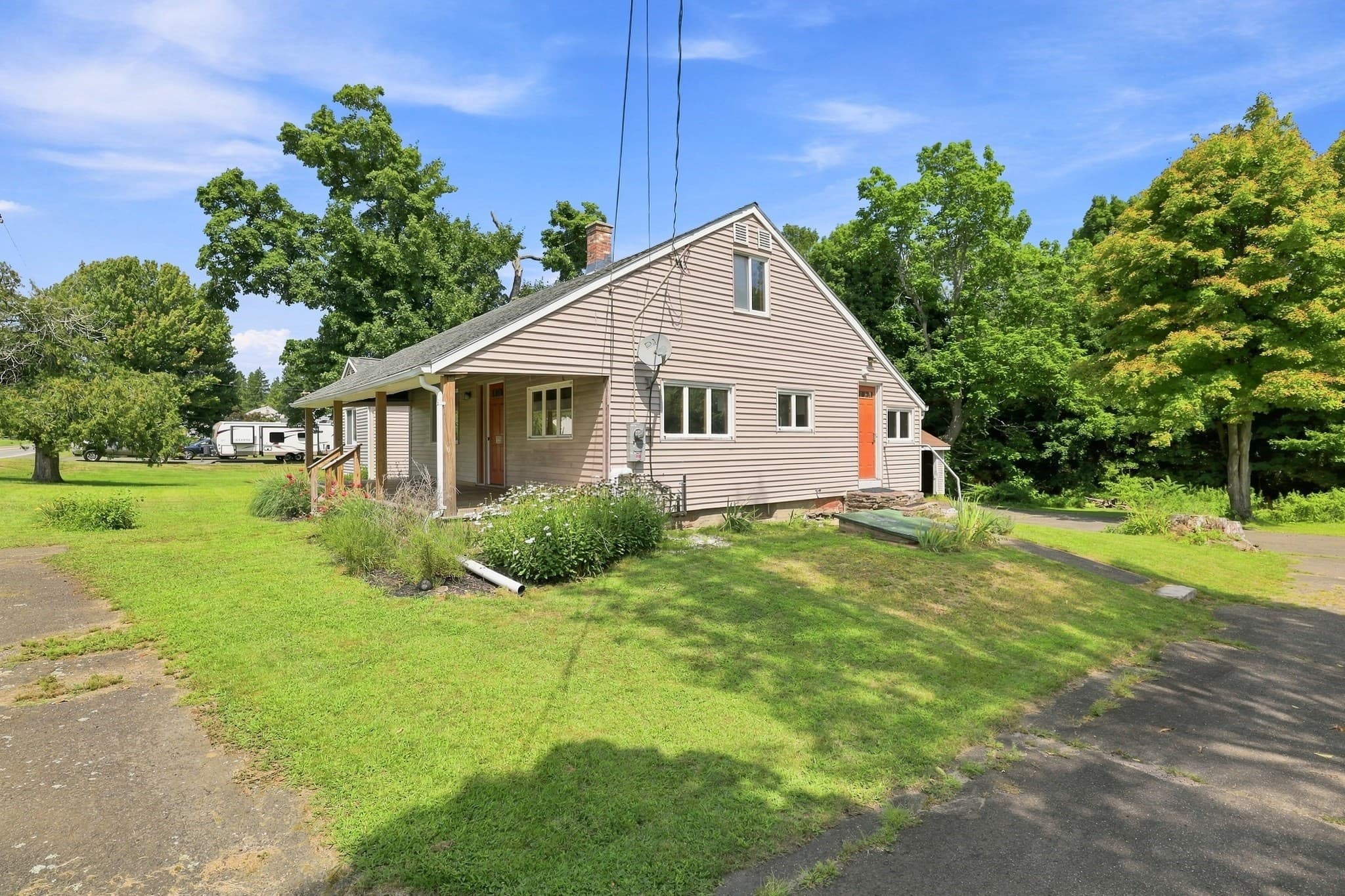 Single Family Residence at 125 South St, Granby MA 01033, Granby, photo 3 of 37