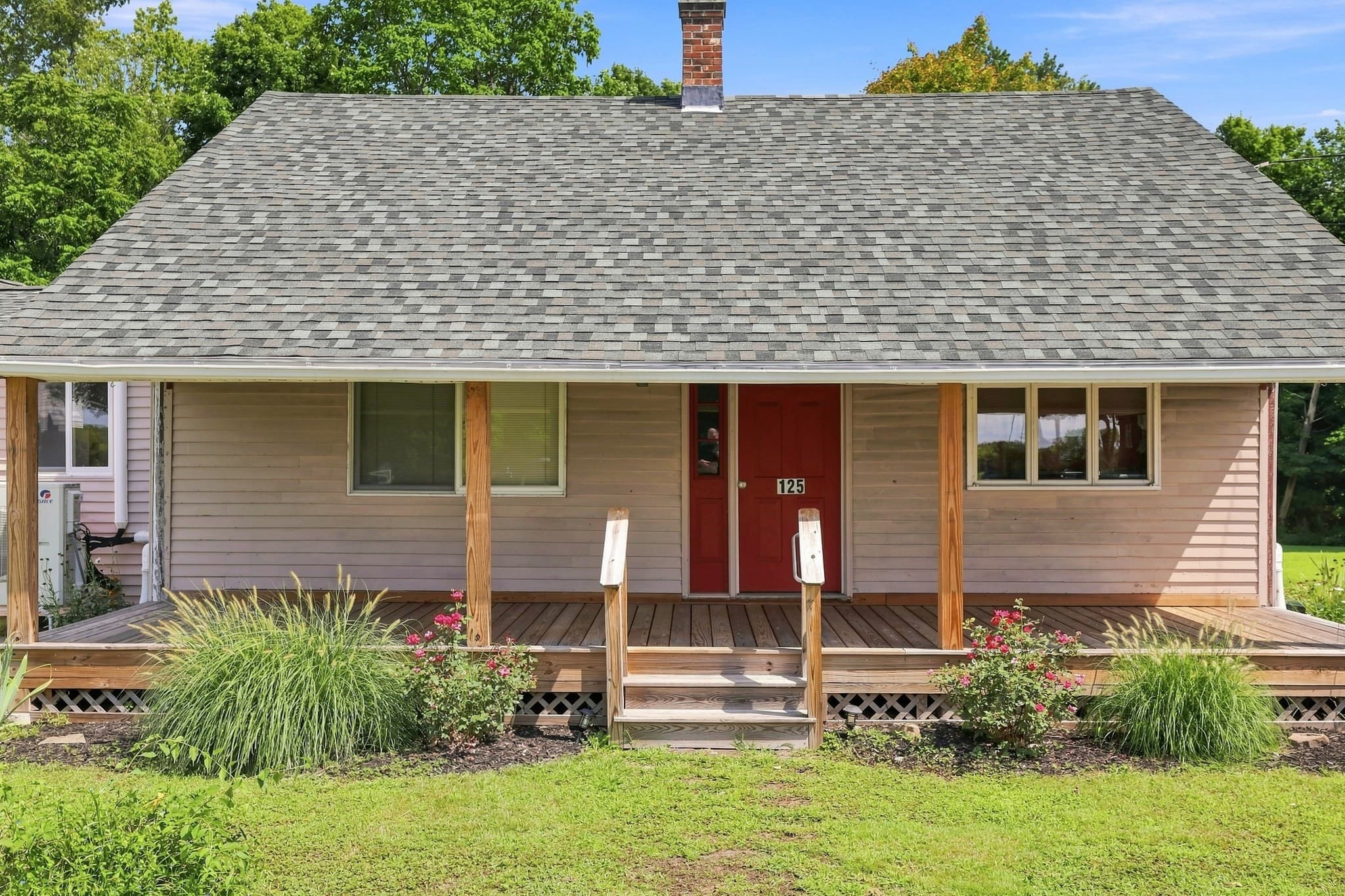 Single Family Residence at 125 South St, Granby MA 01033, Granby, photo 4 of 37