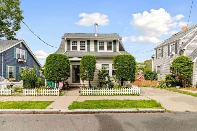 42 Piedmont St, Lynn MA 01904
