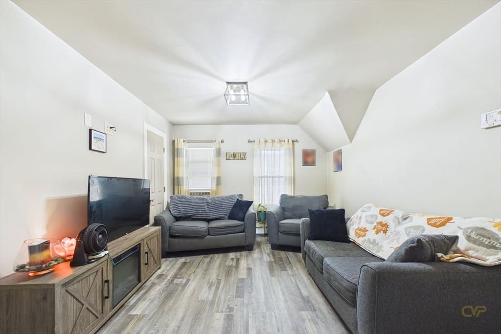 130 Rockland St, New Bedford MA 02740 photo 21