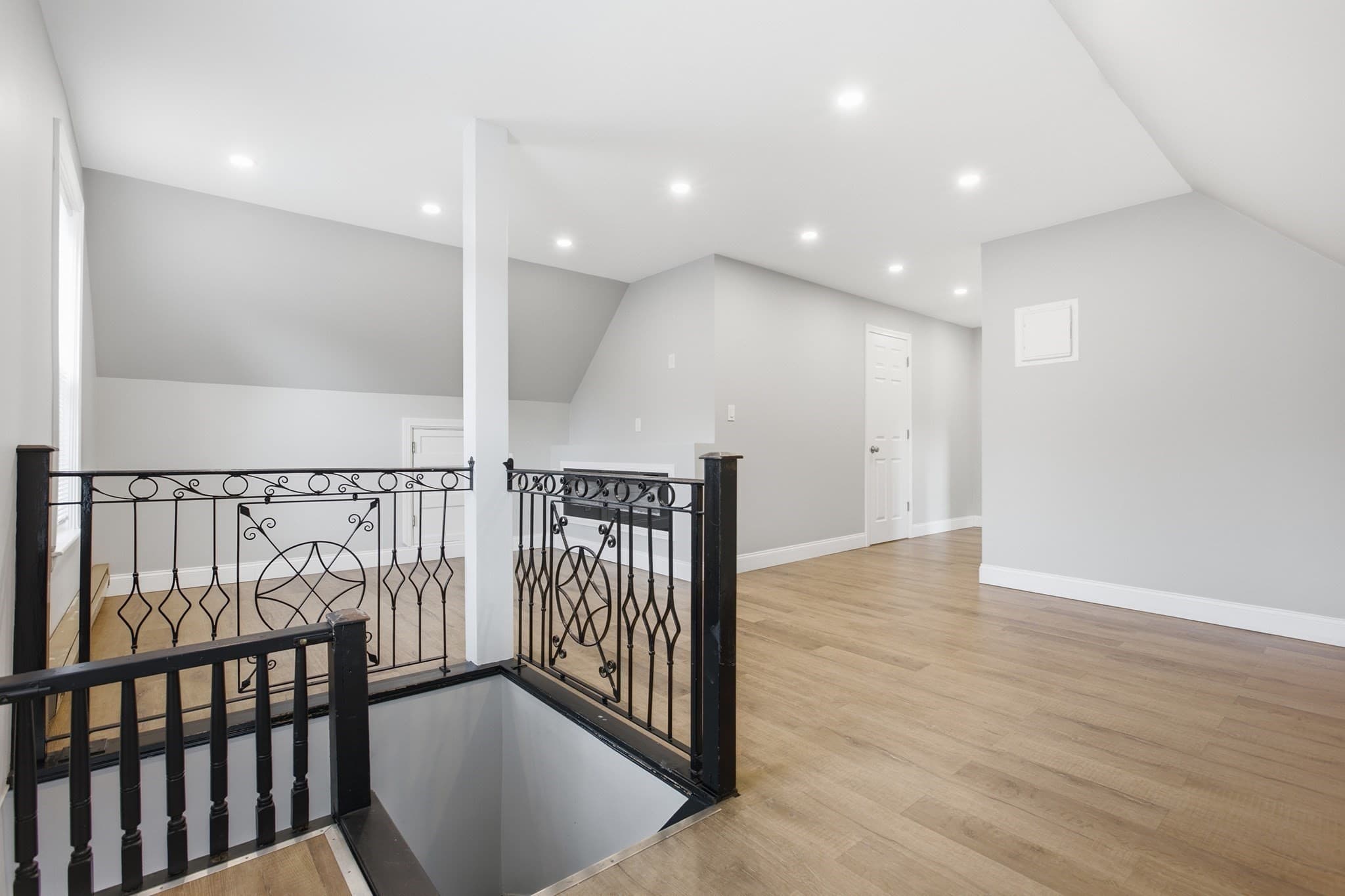 Multi Family at 168 Brook, Milton MA 02186, photo 17 of 36