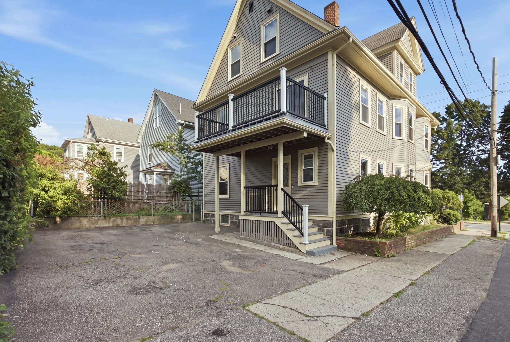 Multi Family at 168 Brook, Milton MA 02186, photo 5 of 36
