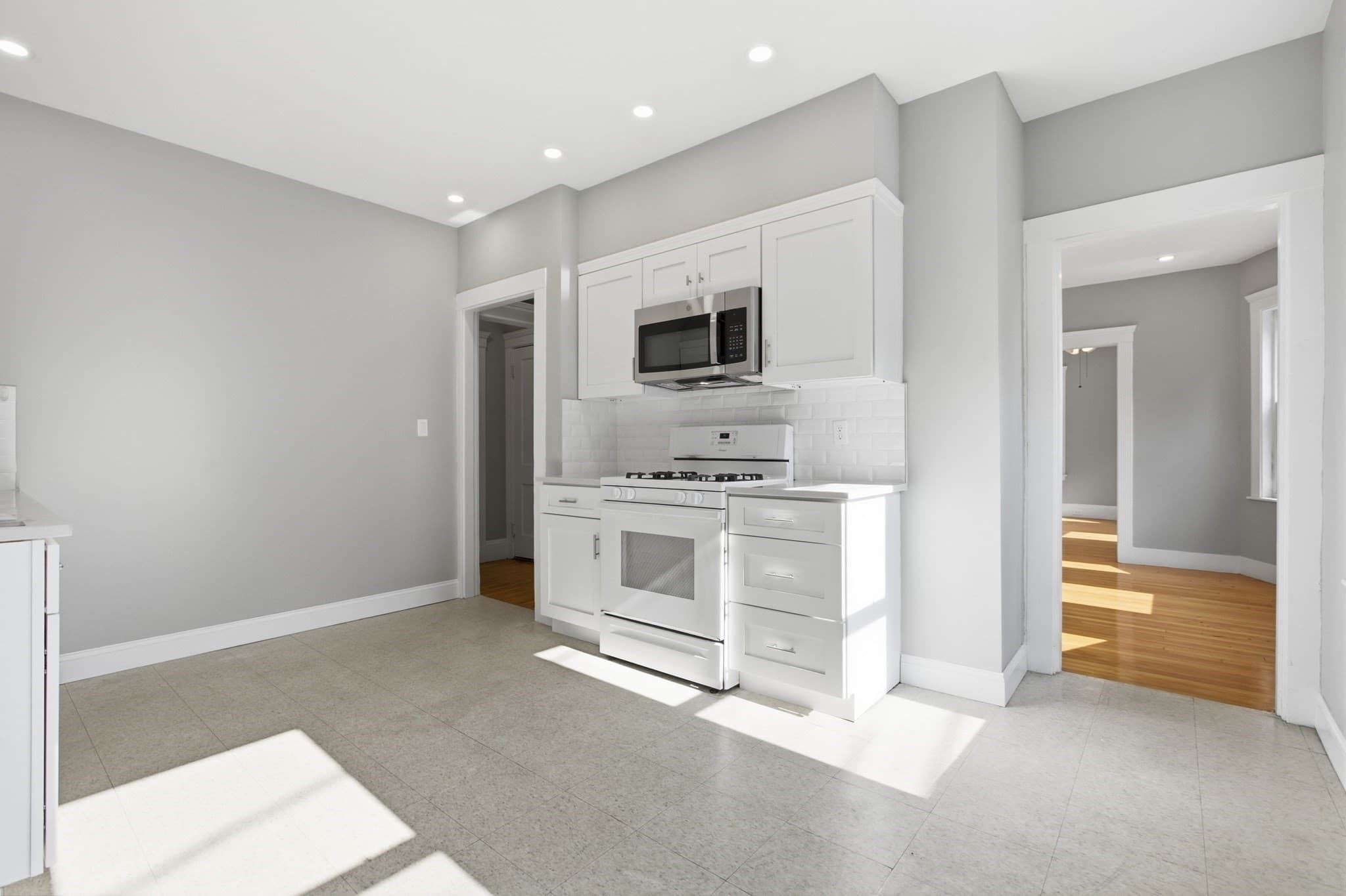 Multi Family at 168 Brook, Milton MA 02186, photo 11 of 36