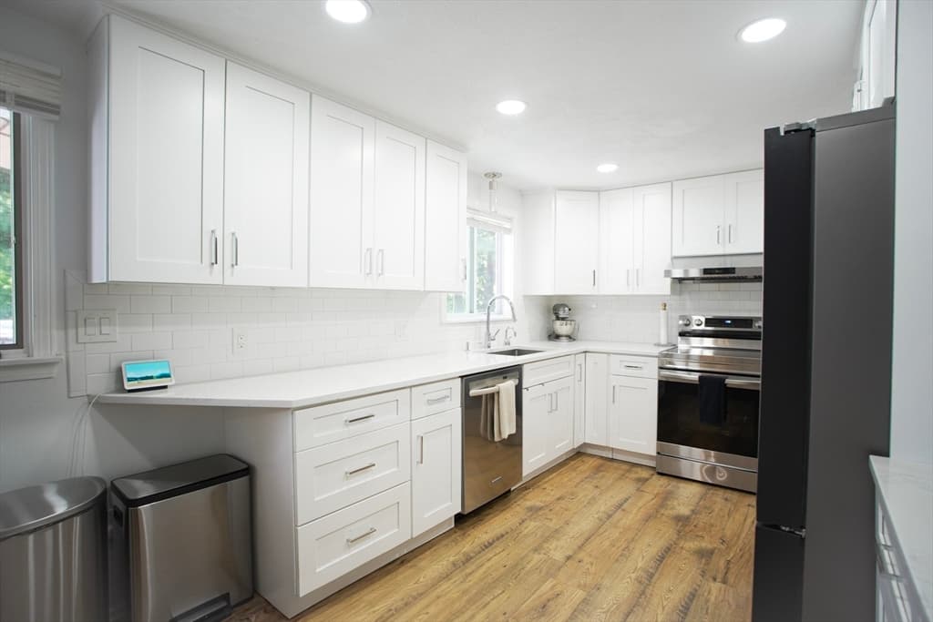 30 Porter St, Billerica MA 01821 photo 6