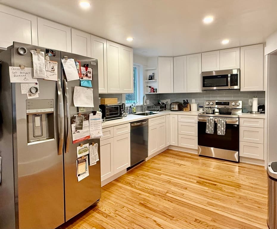 20 Alma Rd, Burlington MA 01803 photo 3
