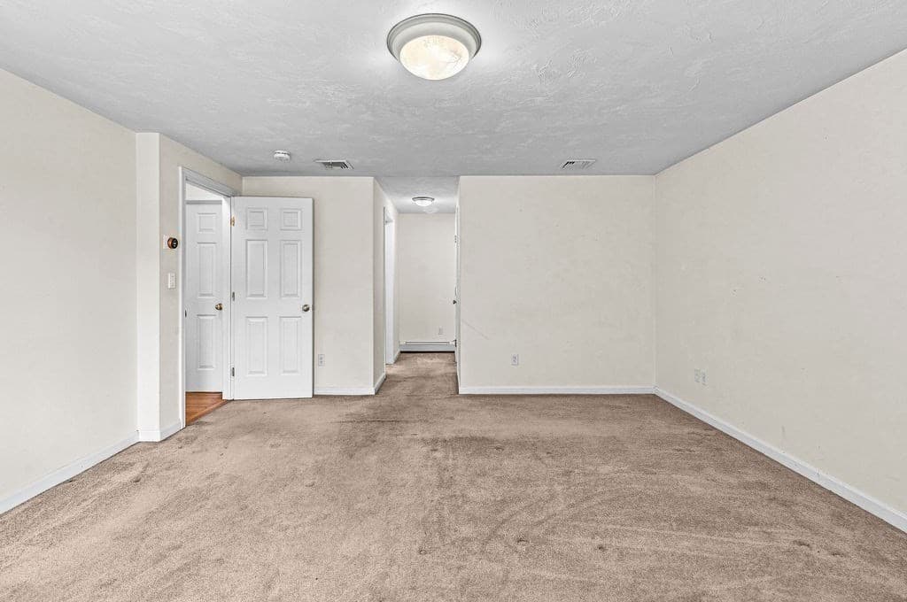 35 Meeshawn Ave, Taunton MA 02718 photo 22