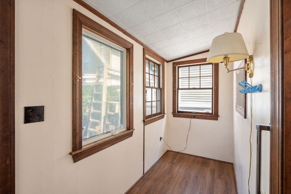31 Everett Ave, Somerville MA 02145 photo 15
