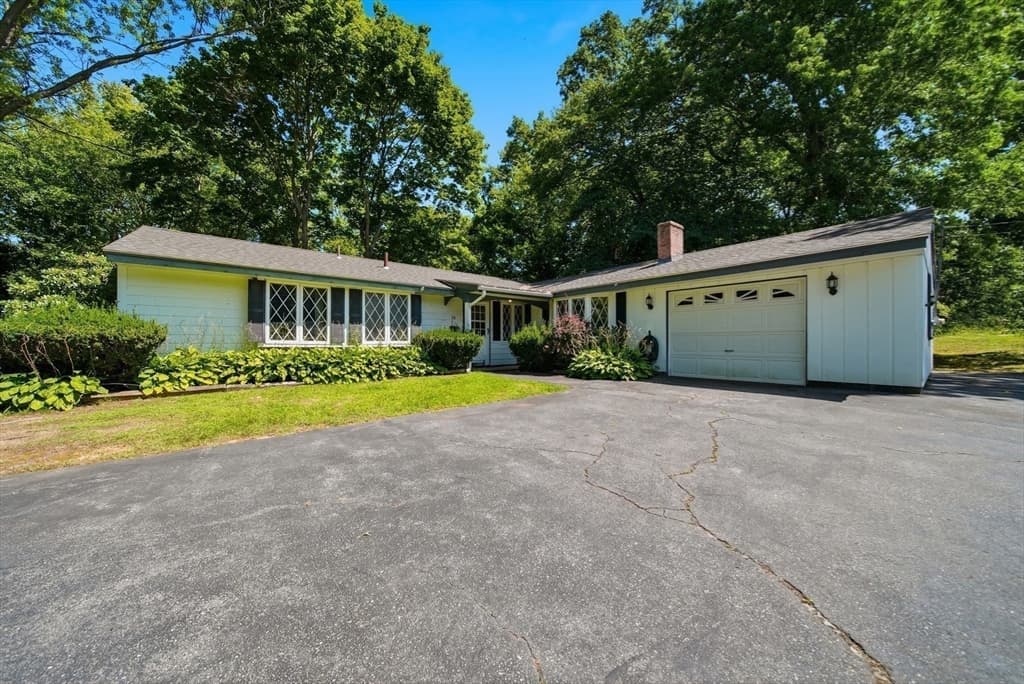 34 Cornell Rd, Danvers MA 01923 photo 4