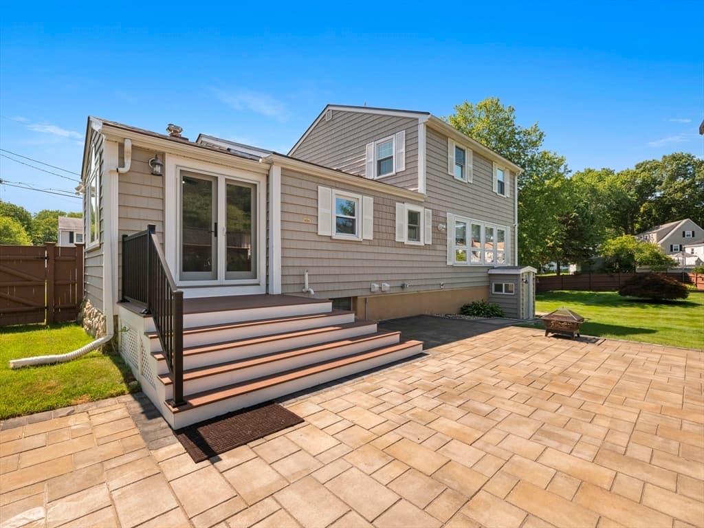 7 Fabens St, Saugus MA 01906 photo 41