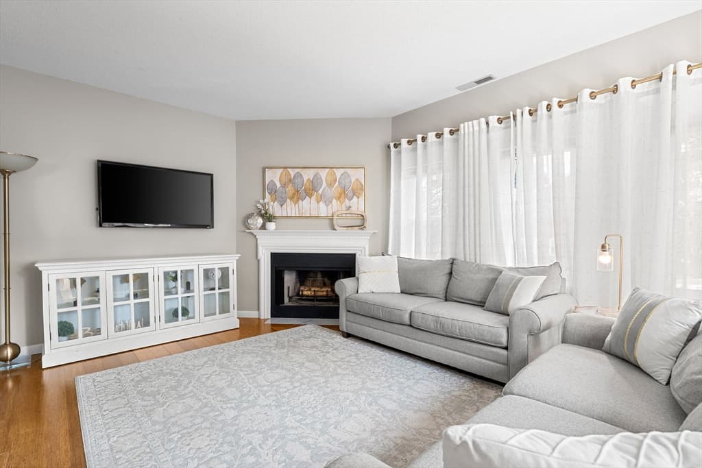 391 Neponset Street # F, Norwood MA 02062 photo 4