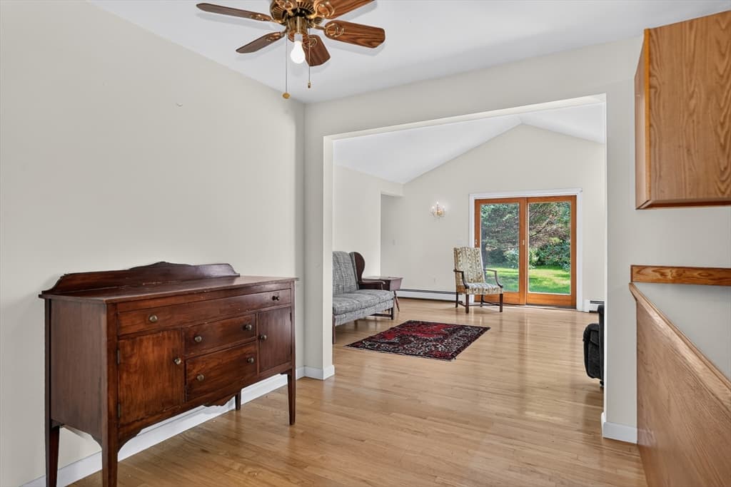 15 Burbank Ln, Lancaster MA 01523 photo 9