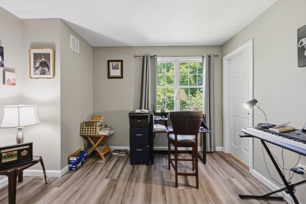 140 Commonwealth Ave # 23, North Attleboro MA 02776 photo 17