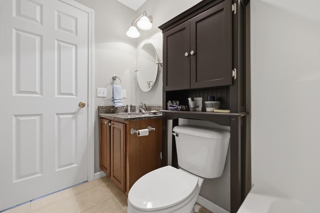 140 Commonwealth Ave # 23, North Attleboro MA 02776 photo 16