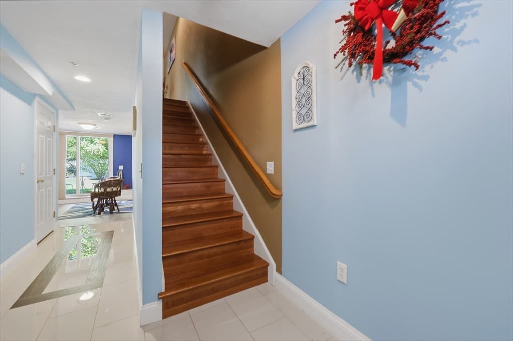 140 Commonwealth Ave # 23, North Attleboro MA 02776 photo 31