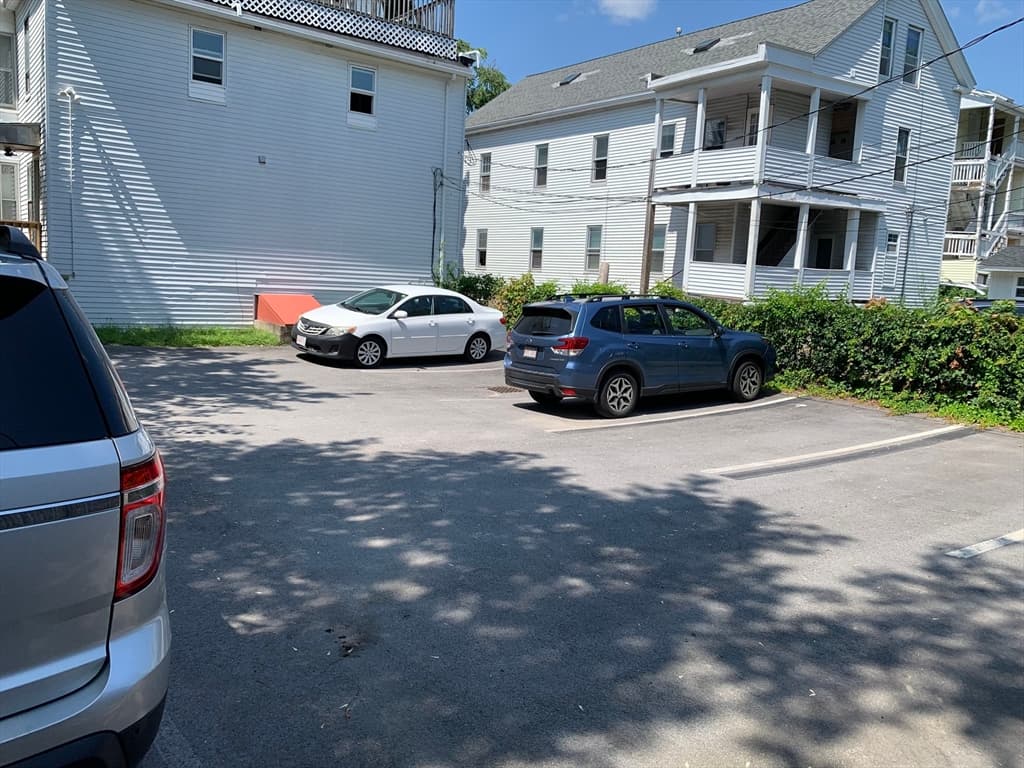 10 Denny St, Worcester MA 01609 photo 5