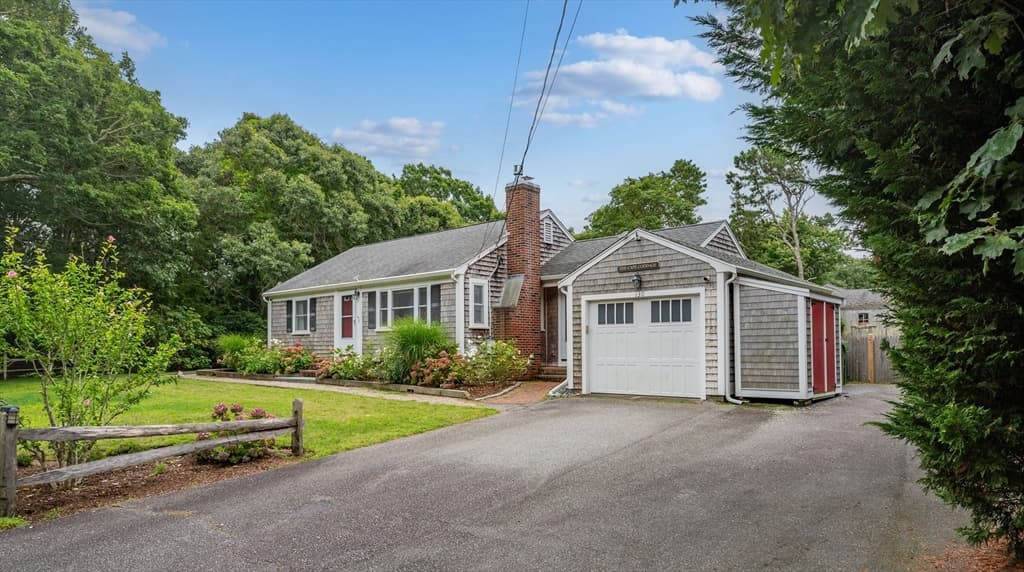 130 Cathedral Rd, Brewster MA 02631