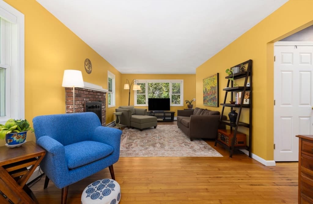 172 Broad Rock Rd, South Kingstown RI 02879 photo 3
