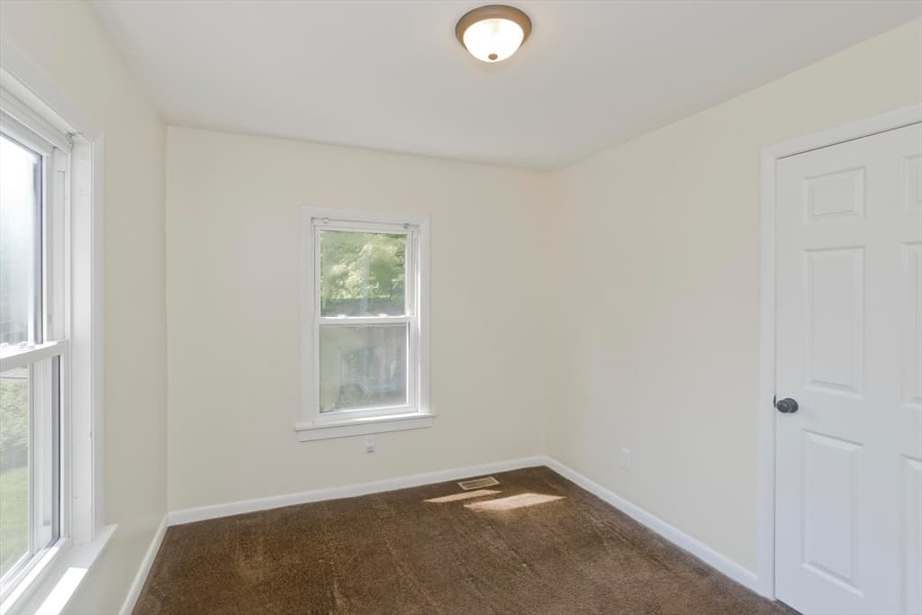 15 Bridge St, Monson MA 01057 photo 8
