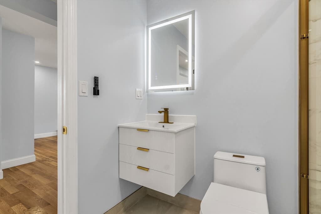 197 Oakland Ave, Methuen MA 01844 photo 12