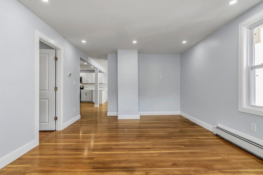 197 Oakland Ave, Methuen MA 01844 photo 5