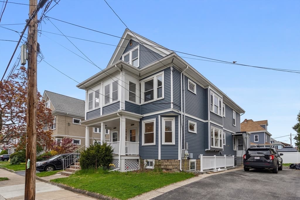 35 Farragut Ave # 35, Medford MA 02155