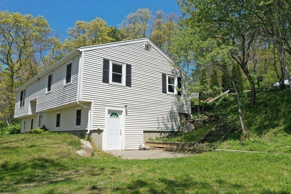 16 Ellisville Dr, Plymouth MA 02360 photo 4