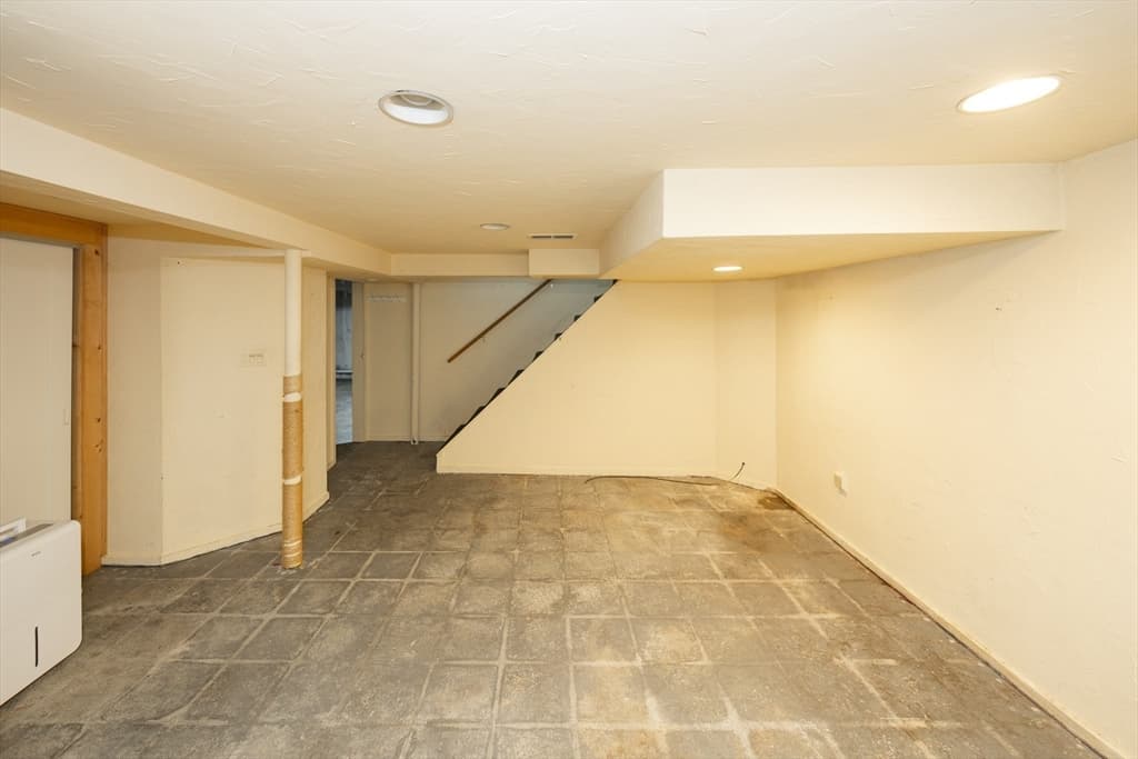 56 Blueberry Ter, New Bedford MA 02745 photo 23
