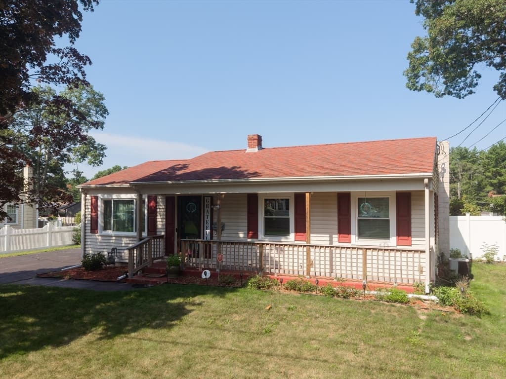 56 Blueberry Ter, New Bedford MA 02745