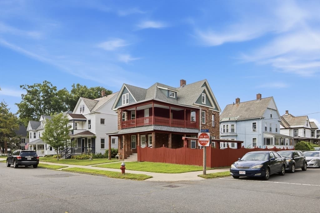 26 Washington Ave, Holyoke MA 01040 photo 28