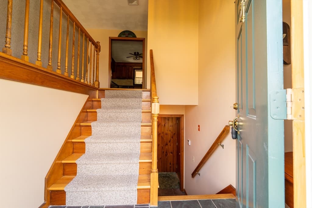 9 Kathleen Drive, Warren RI 02885 photo 36