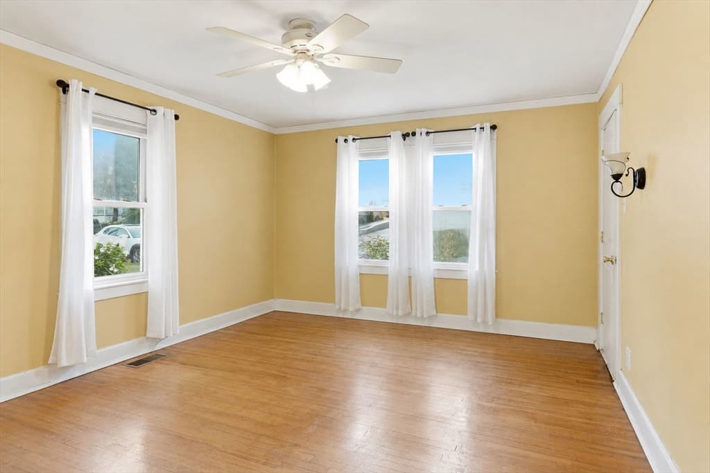 48 Litchfield Ave, Southbridge MA 01550 photo 7