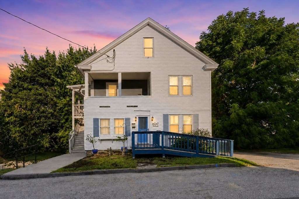 48 Litchfield Ave, Southbridge MA 01550