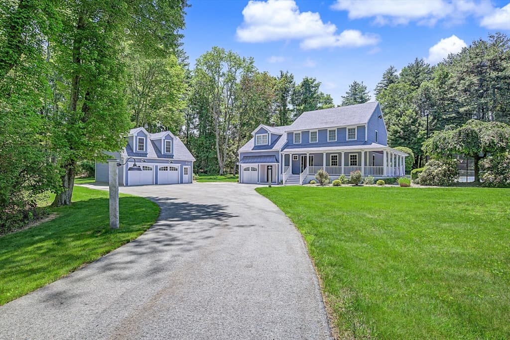 17 Fruit St, Hopkinton MA 01748 photo 3