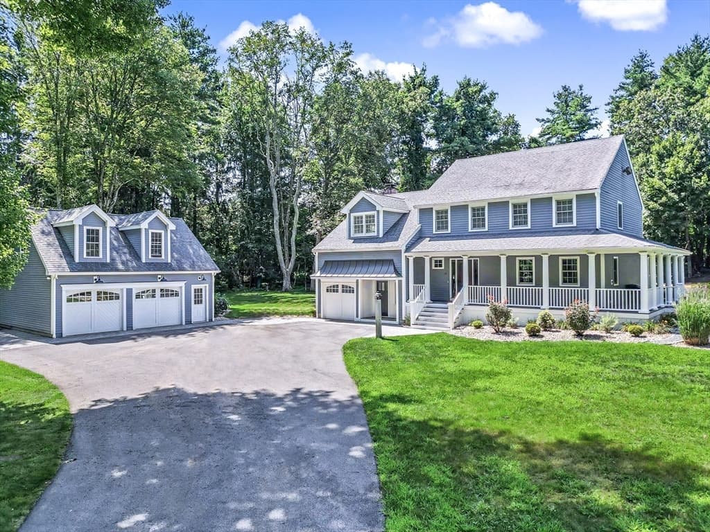 17 Fruit St, Hopkinton MA 01748