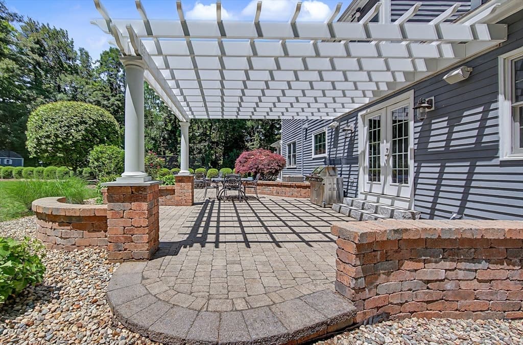 17 Fruit St, Hopkinton MA 01748 photo 33