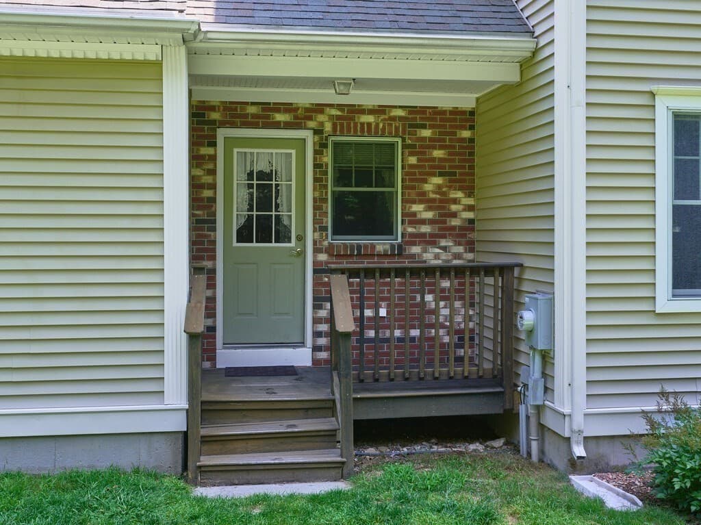 9 Tower Hill Rd, Oxford MA 01540 photo 2