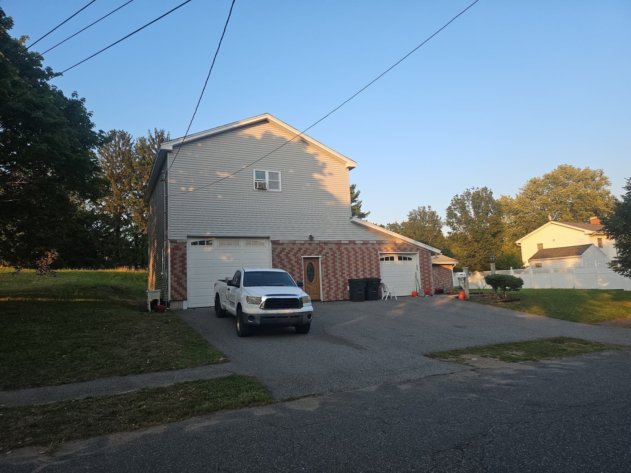 Single Family Residence at 7 Lisa Rd, Peabody MA 01960, Peabody, photo 2 of 25