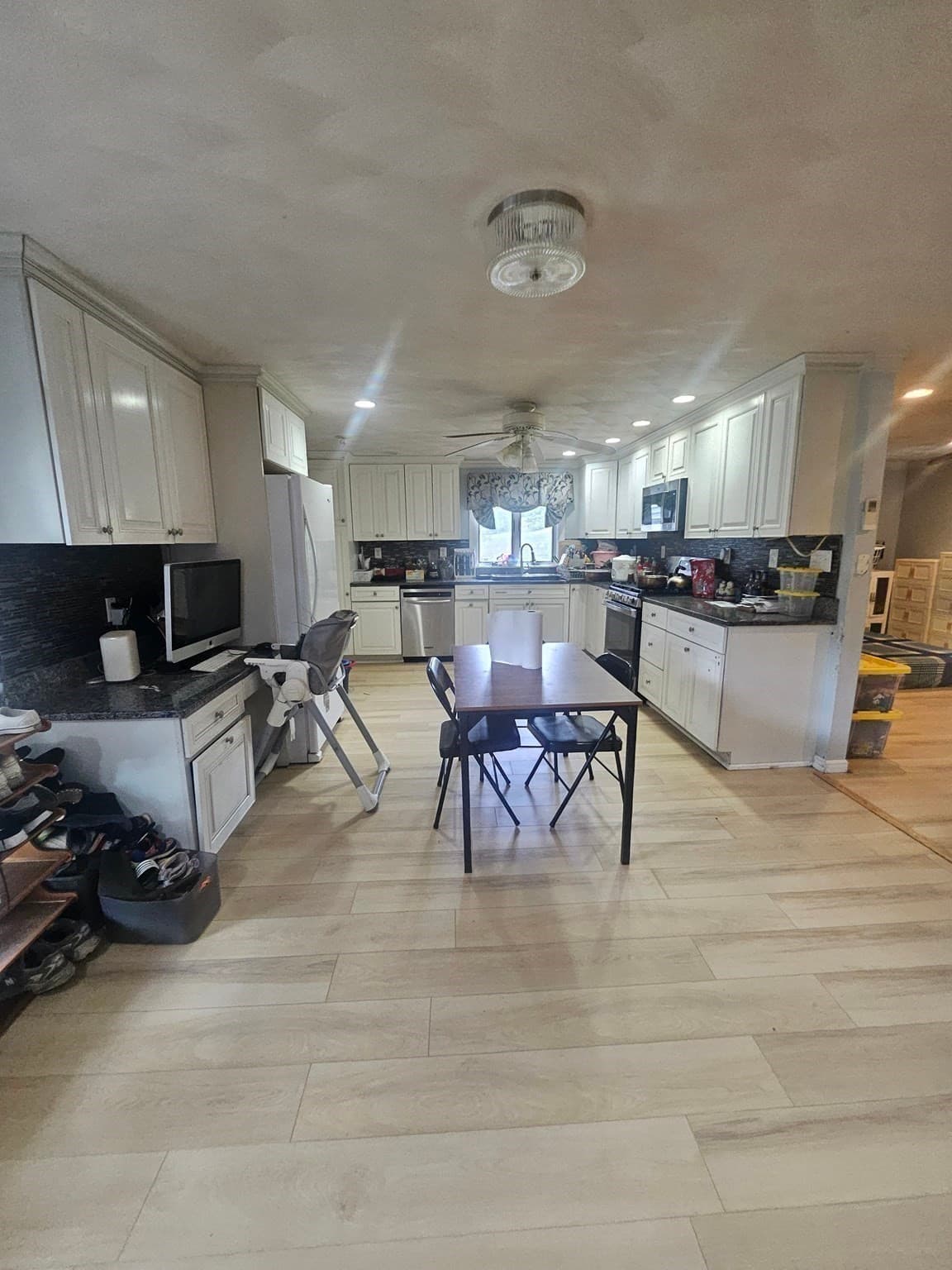 Single Family Residence at 7 Lisa Rd, Peabody MA 01960, Peabody, photo 13 of 25