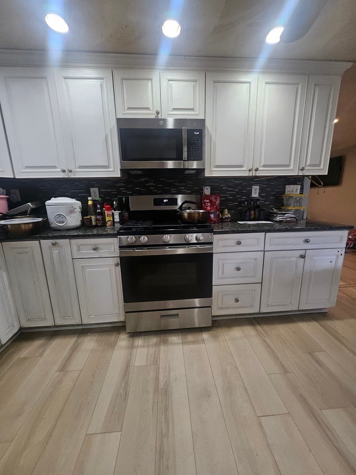 Single Family Residence at 7 Lisa Rd, Peabody MA 01960, Peabody, photo 12 of 25