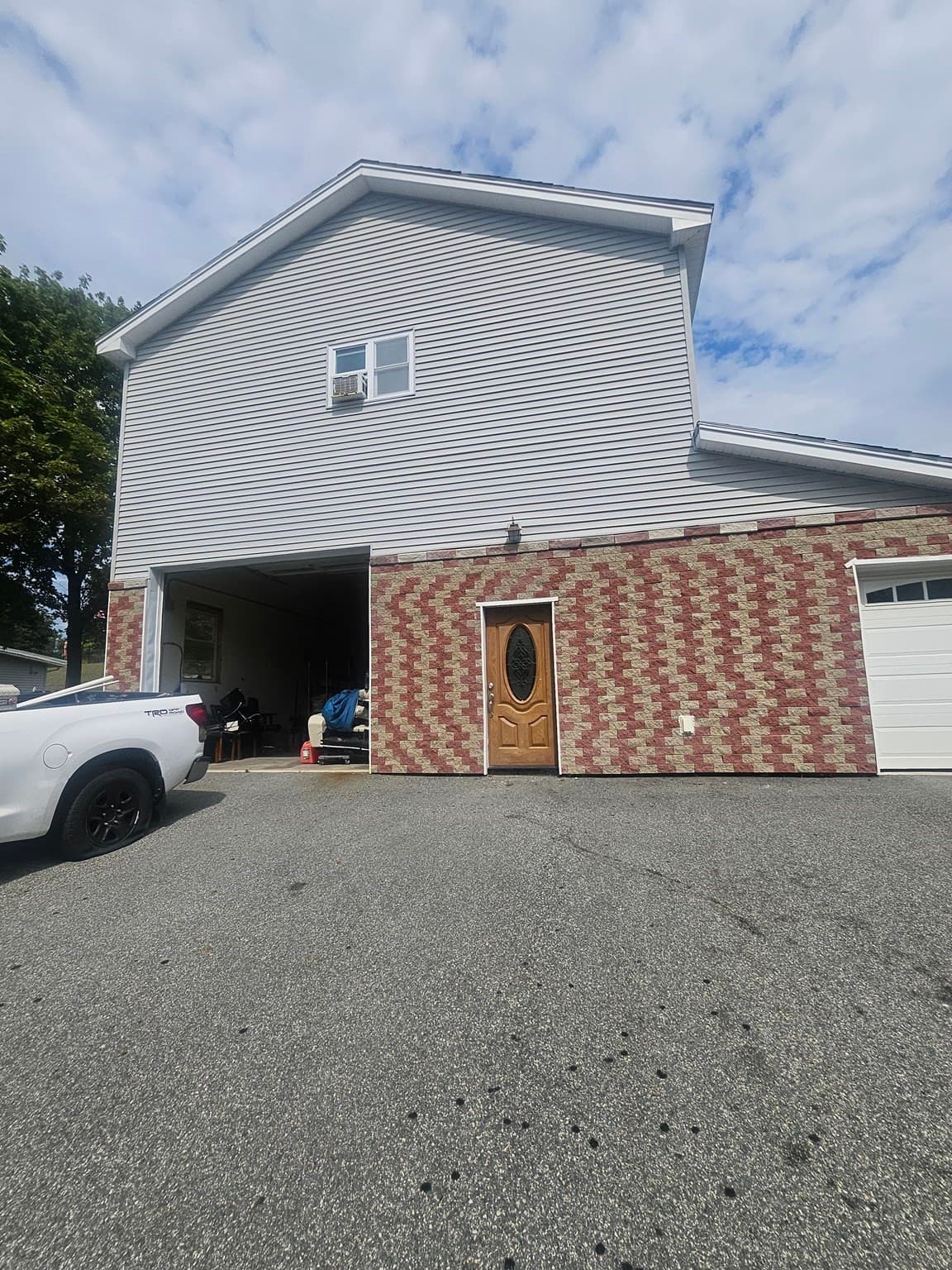 Single Family Residence at 7 Lisa Rd, Peabody MA 01960, Peabody, photo 5 of 25