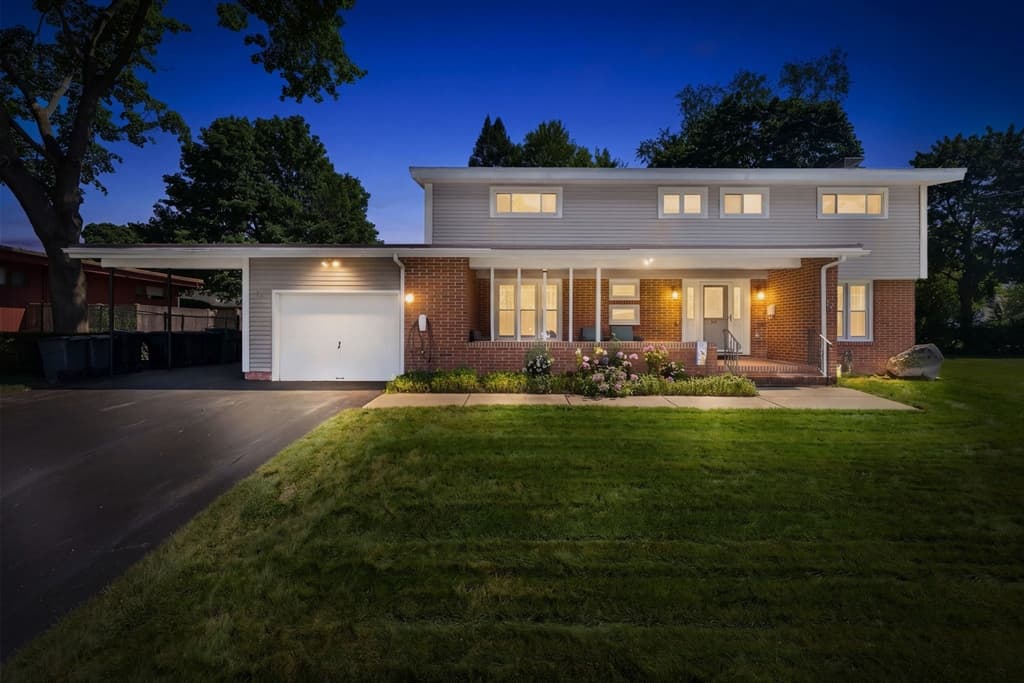 94 Florence Rd, Lowell MA 01851